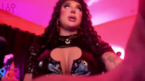 Snapshot of tremendouscockdestroyer chatting on February 2025 01:58:01 AM Jade online show from February 2025 01:58:01 AM