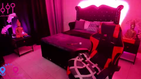 Snapshot of tremendouscockdestroyer chatting on February 2025 05:52:02 AM Jade online show from February 2025 05:52:02 AM