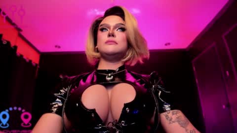 Snapshot of tremendouscockdestroyer chatting on March 2025 05:46:02 AM Jade online show from March 2025 05:46:02 AM