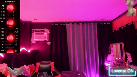 Snapshot of tremendouscockdestroyer chatting on September 2025 12:15:01 PM Jade online show from September 2025 12:15:01 PM