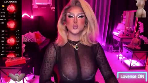 Snapshot of tremendouscockdestroyer chatting on September 2025 12:32:02 PM Jade online show from September 2025 12:32:02 PM