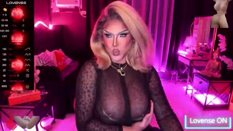 Snapshot of tremendouscockdestroyer chatting on October 2025 01:22:01 PM Jade online show from October 2025 01:22:01 PM