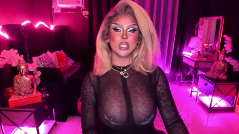 Snapshot of tremendouscockdestroyer chatting on November 2025 04:23:01 PM Jade online show from November 2025 04:23:01 PM