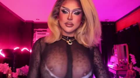 Snapshot of tremendouscockdestroyer chatting on November 2025 07:55:02 AM Jade online show from November 2025 07:55:02 AM