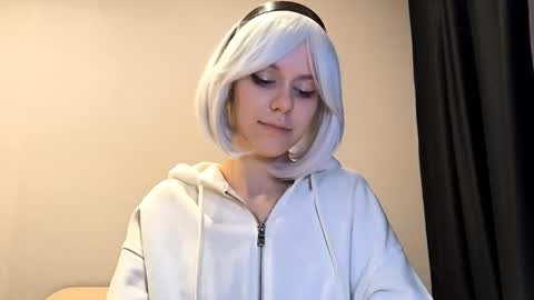 Snapshot of tressamarshbanks chatting on October 2025 06:48:01 PM Alice online show from October 2025 06:48:01 PM