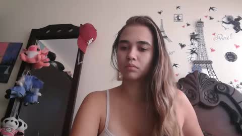 triana_bell online show from January 2026 04:44:01 PM
