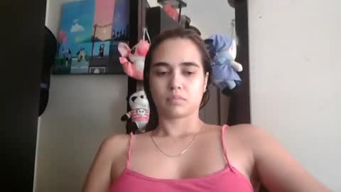 Snapshot of triana_bell chatting on July 2026 06:01:02 PM triana_bell online show from July 2026 06:01:02 PM
