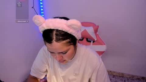 trianna_sweet online show from February 2026 03:23:01 PM