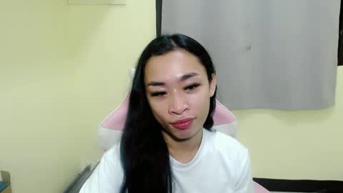 tricia_slut online show from March 2025 07:53:01 AM