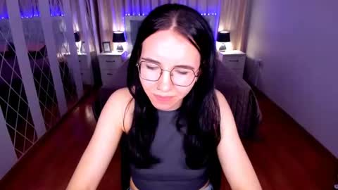 Snapshot of triciadaisy chatting on June 2026 08:34:01 AM TriciaDaisy online show from June 2026 08:34:01 AM