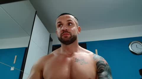 Snapshot of tridentmuscles chatting on January 2025 10:19:01 PM tridentmuscles online show from January 2025 10:19:01 PM