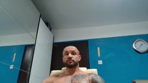 Snapshot of tridentmuscles chatting on October 2025 10:40:02 PM tridentmuscles online show from October 2025 10:40:02 PM