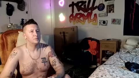 trillnonymau5 online show from December 2024 05:48:02 AM