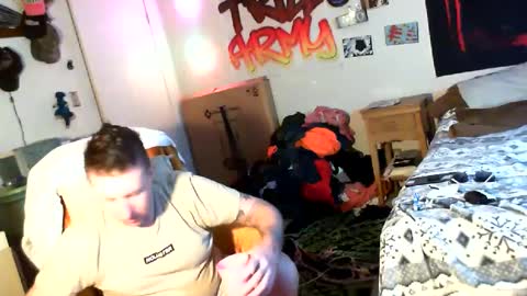 trillnonymau5 online show from December 2024 07:49:02 PM