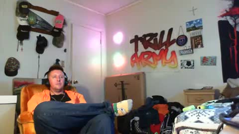 trillnonymau5 online show from January 2025 08:29:01 PM