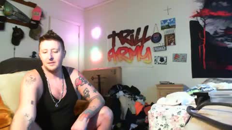 trillnonymau5 online show from January 2025 03:23:02 AM