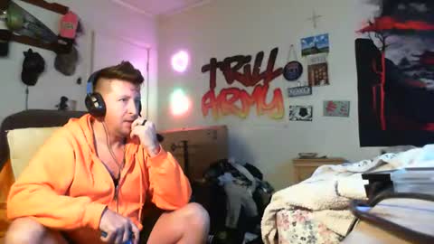 trillnonymau5 online show from January 2025 06:27:02 PM