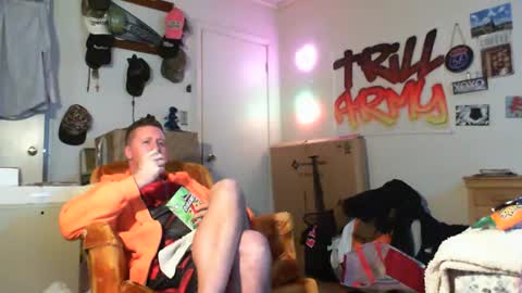 trillnonymau5 online show from January 2025 06:22:01 AM