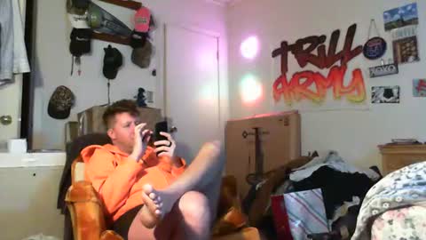 trillnonymau5 online show from January 2025 04:44:02 AM