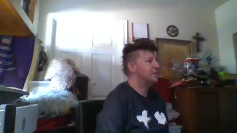 trillnonymau5 online show from January 2025 03:52:01 PM