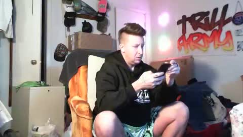 trillnonymau5 online show from January 2025 09:04:02 PM