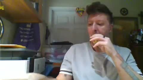 trillnonymau5 online show from February 2025 10:31:01 PM