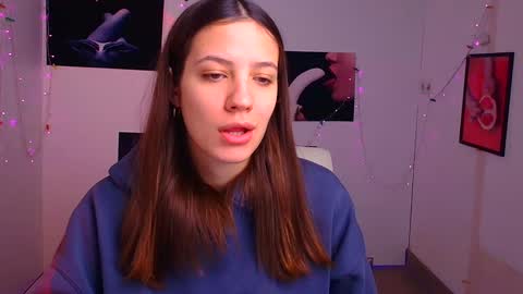 Snapshot of triniti_love chatting on December 2024 06:37:01 AM Trinity online show from December 2024 06:37:01 AM