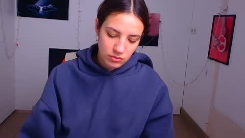 Snapshot of triniti_love chatting on December 2024 10:06:02 AM Trinity online show from December 2024 10:06:02 AM