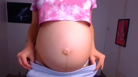 Snapshot of triniti_love chatting on January 2025 10:17:01 AM Trinity online show from January 2025 10:17:01 AM
