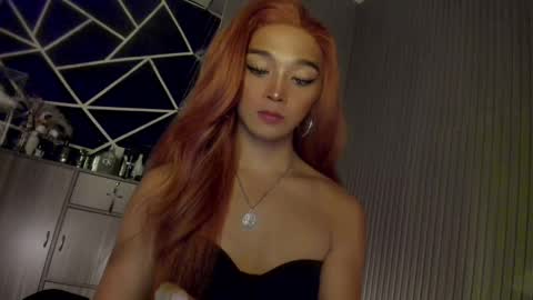 Snapshot of trinityfucksyou chatting on December 2024 05:00:01 PM Ms Ella online show from December 2024 05:00:01 PM