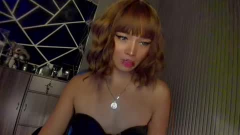 Snapshot of trinityfucksyou chatting on December 2024 03:33:02 PM Ms Ella online show from December 2024 03:33:02 PM