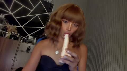 Snapshot of trinityfucksyou chatting on January 2025 02:00:02 PM Ms Ella online show from January 2025 02:00:02 PM