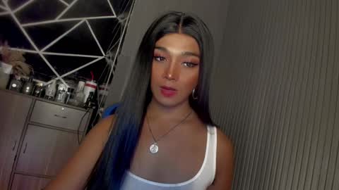 Snapshot of trinityfucksyou chatting on February 2025 12:40:01 PM Ms Ella online show from February 2025 12:40:01 PM