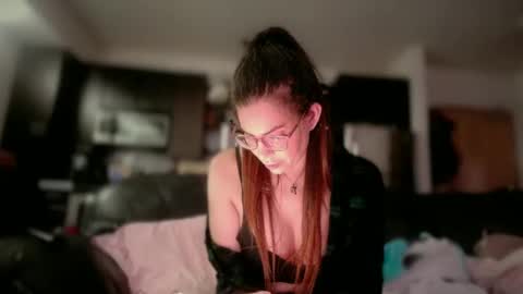 Snapshot of trinityxsecret chatting on November 2025 07:40:03 PM MadisonMontgomery online show from November 2025 07:40:03 PM