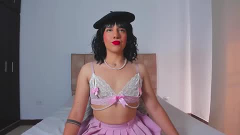Snapshot of trinydoll chatting on October 2025 01:00:02 PM Triny online show from October 2025 01:00:02 PM