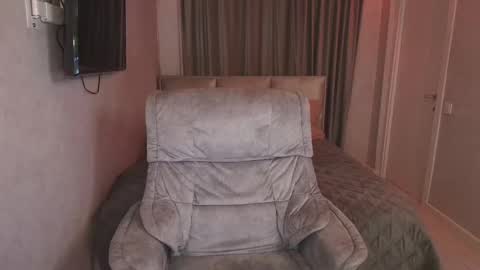 tripleprinces online show from February 2025 05:13:02 PM