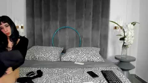 Snapshot of trippy_blue_ chatting on January 2026 03:44:01 AM trippy_blue_ online show from January 2026 03:44:01 AM