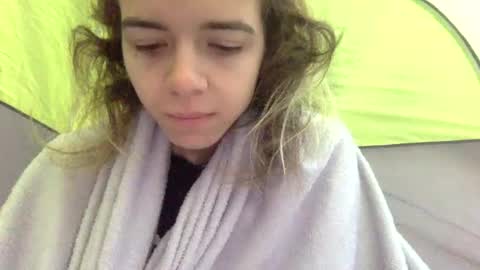 Snapshot of trippybb222 chatting on October 2025 01:31:01 PM trippybb222 online show from October 2025 01:31:01 PM