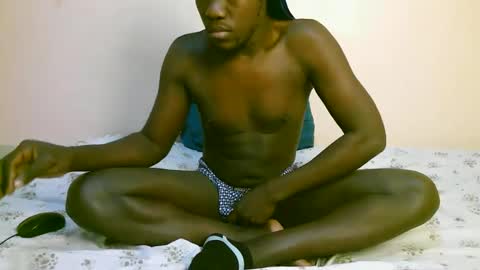 Snapshot of trisboo5 chatting on November 2025 03:24:02 PM Trisboo5 online show from November 2025 03:24:02 PM