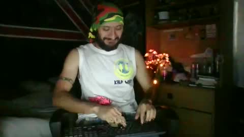 Andrew online show from December 2024 03:41:01 AM