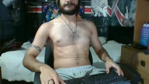 Andrew online show from February 2025 07:52:01 PM