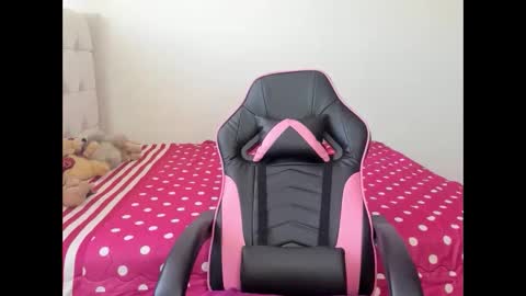 Snapshot of trizzytariaa chatting on January 2025 08:43:02 AM Taria online show from January 2025 08:43:02 AM