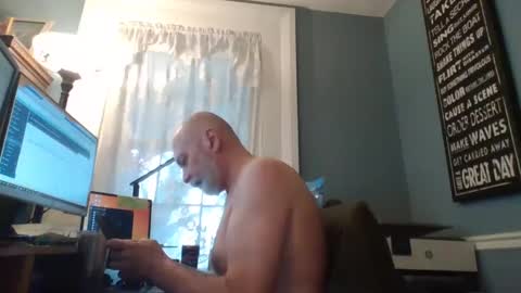Snapshot of trodgers136 chatting on December 2024 05:26:02 PM TRodgers online show from December 2024 05:26:02 PM