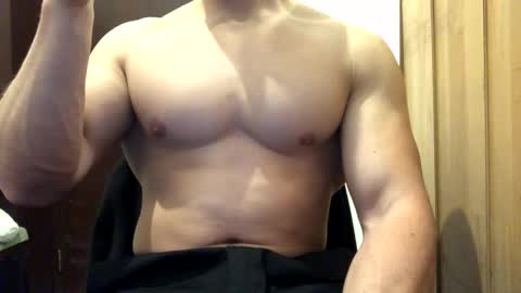 Troncq online show from March 2026 09:36:01 AM