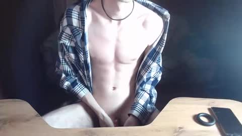 Snapshot of trone41 chatting on January 2025 04:48:01 PM I POST MY FUCKING VIDEOS AND PICS online show from January 2025 04:48:01 PM