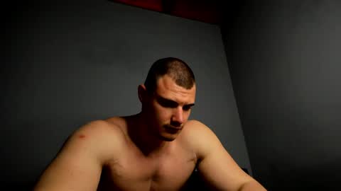 Snapshot of troy_bigtitan chatting on May 2026 11:15:02 AM Troy online show from May 2026 11:15:02 AM