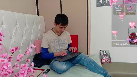 Snapshot of troy_boy20 chatting on October 2025 07:45:02 PM Troy online show from October 2025 07:45:02 PM
