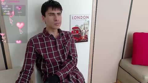 Snapshot of troy_boy20 chatting on October 2025 08:42:02 PM Troy online show from October 2025 08:42:02 PM
