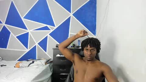 troy_stonee online show from February 2026 04:03:02 PM