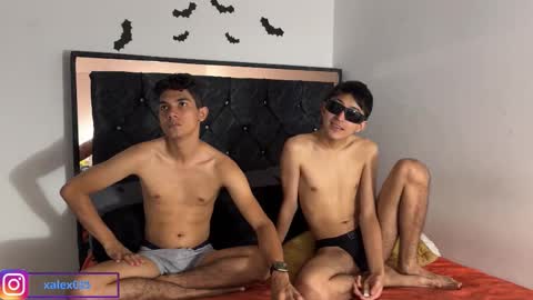 troye_lex online show from November 2025 04:28:01 PM